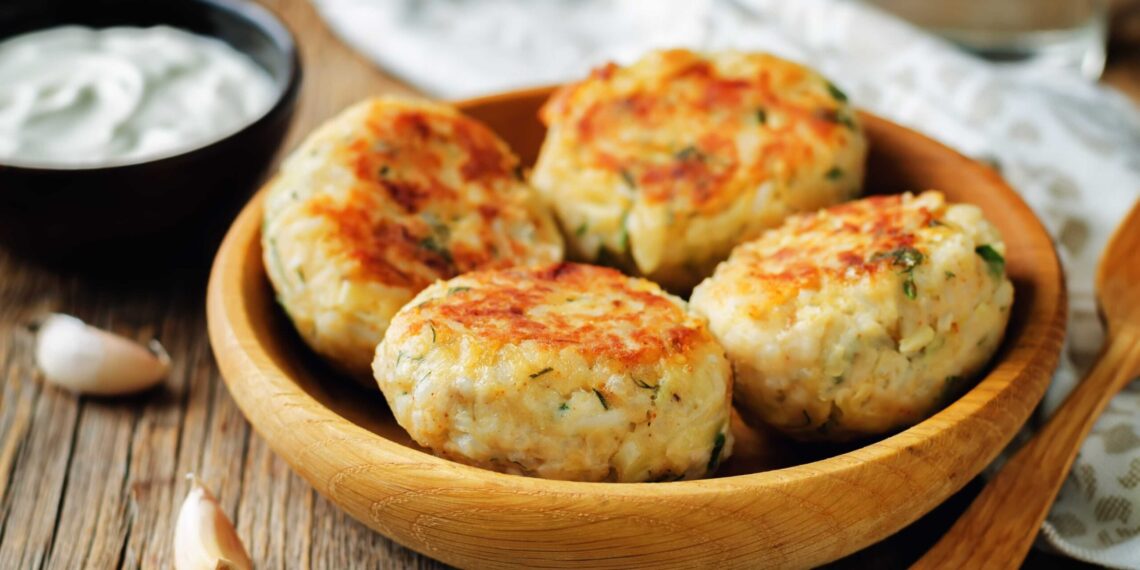 Суп-пюре с брокколи и картошкой: рецепт — Лайфхакер