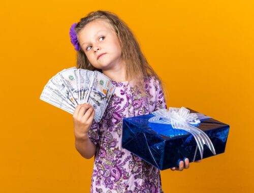 Как распределить бюджет на месяц с одним ребенком 45000 рублей